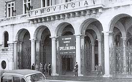 Figura 1 - Palazzo della Provincia di Bari, in cui si tenne il VI Congresso Nazionale di Speleologia dal 21 al 26 ottobre 1950